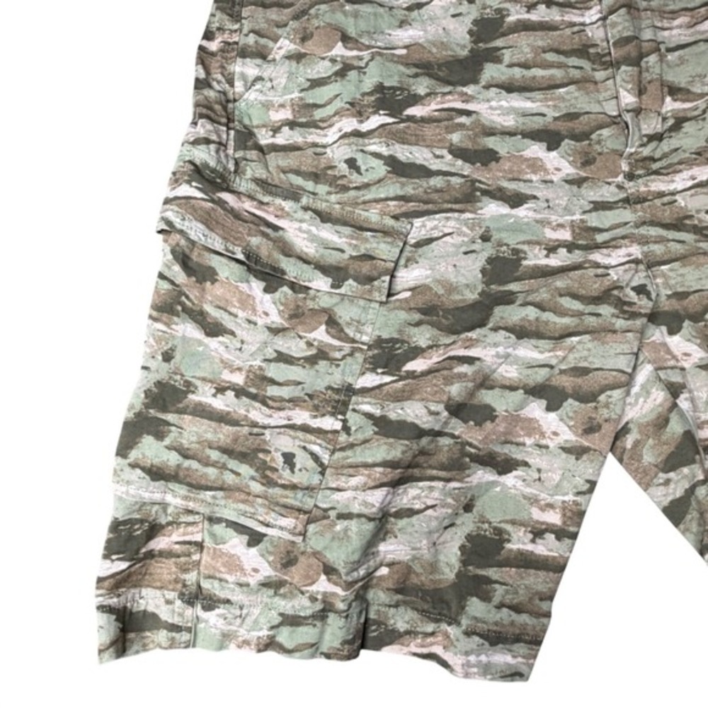 Levis XX Cargo Shorts Mens 40 Green Tiger Stripe Camo Utility Pockets 54756-0007 - Picture 3 of 8